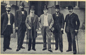 Diplomaten van de Boerenrepubliek in Rusland (1900) - Willem Leyds staat uiterst rechts (Collectie Zuid-Afrikahuis)